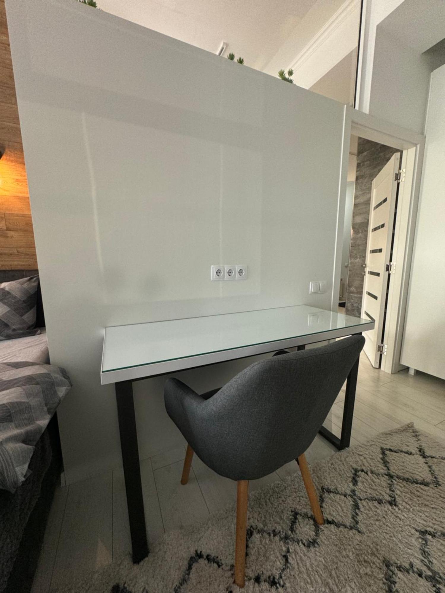 New Two Bedrooms In Centre *
