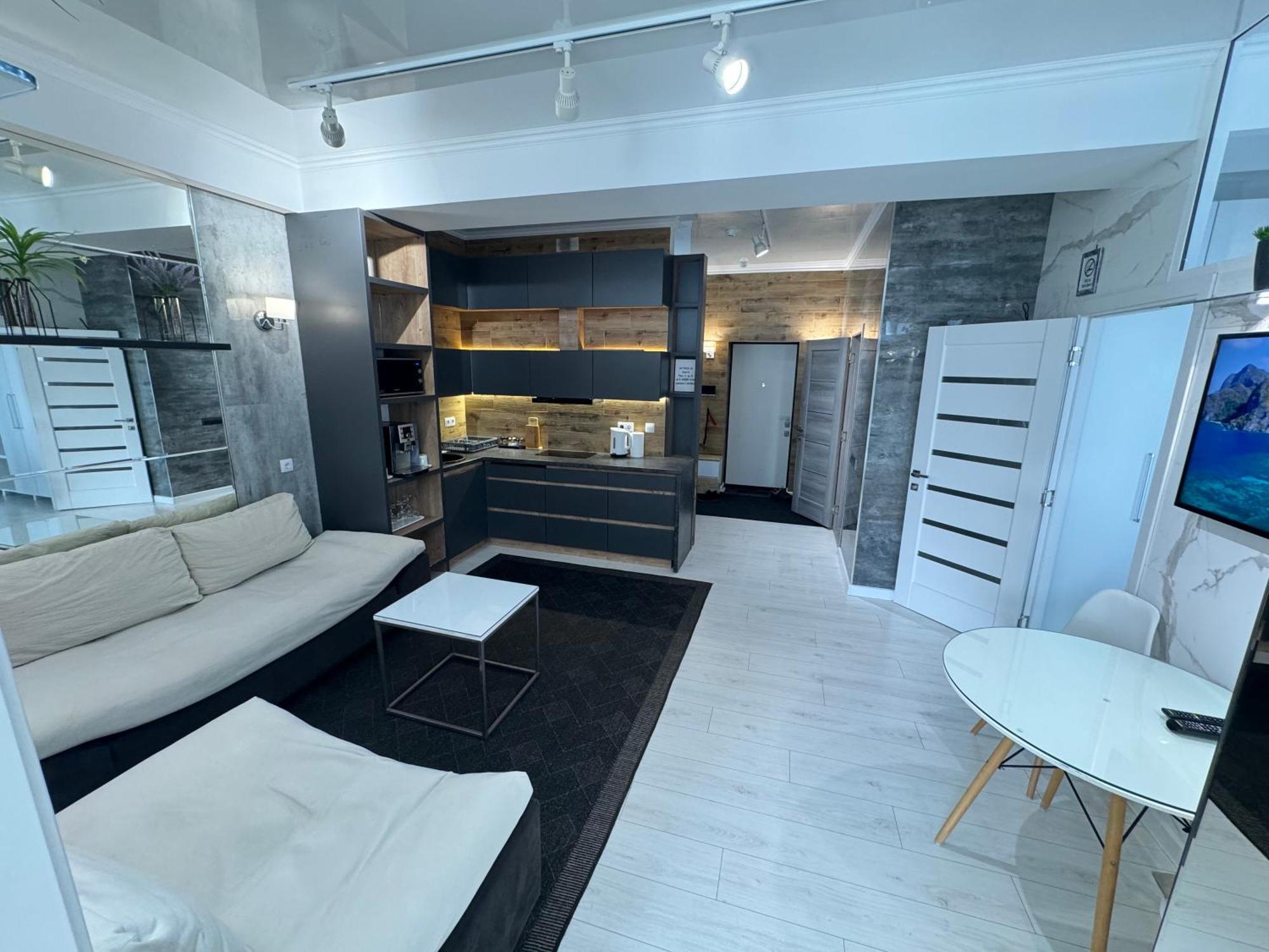 Apartment New Two Bedrooms In Centre *